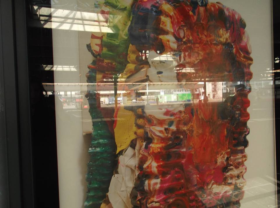 Kunst op het busstation / abri-tentoonstelling