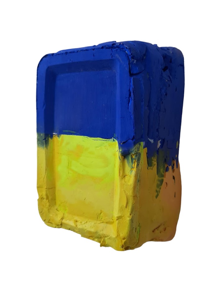 blue yellow 2017